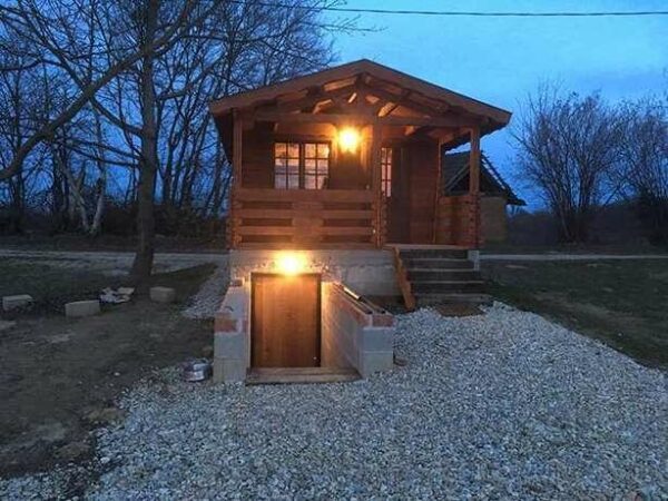 Mod.   - casetta 4x4m + Terrazza 4x2m