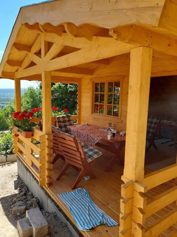 Mod.   - casetta 4x4m + Terrazza 4x2m