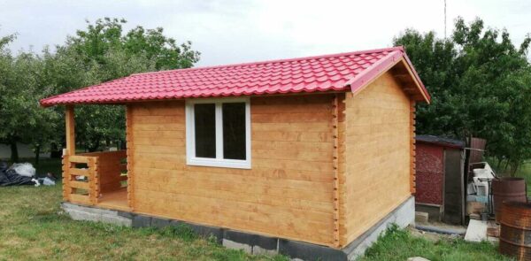Mod. 4 Nemesi casetta 4x4m + bagno 2x2m + terrazza 2x2m