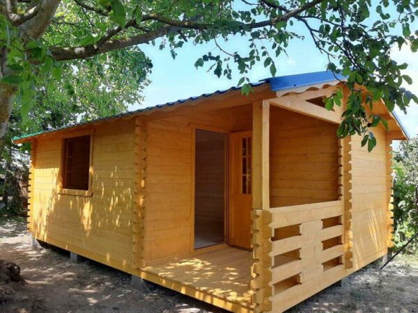 Mod. 4 Nemesi casetta 4x4m + bagno 2x2m + terrazza 2x2m